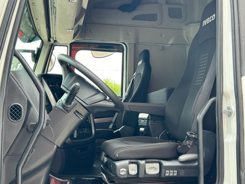Iveco Stralis Hi-way 440
