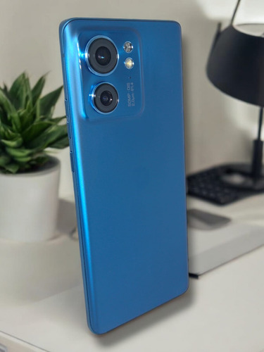 Motorola Moto Edge 40 Azul 8gb Ram 256gb Rom Libre Detalle Azul Nebula (Reacondicionado)