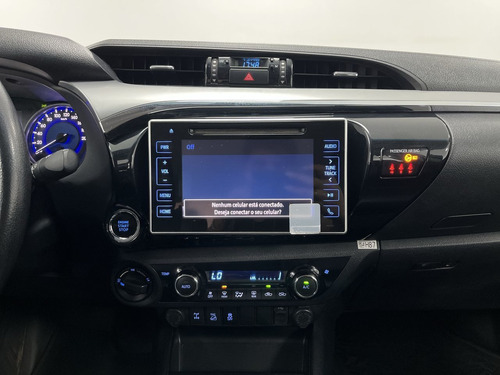 Imagem 11 de 13 de Toyota Hilux Cabine Dupla 2.8 Tdi Srv Cd 4x4 (aut)