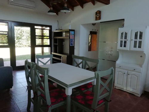 Casa Con Pileta De Uso Exclusivo, No Es Complejo De Cabañas, Hermosa Vista Abierta A Las Sierras, Parque, Quincho, 3 Aires Acondicionados, Wifi, Tv Cable, Vajilla Completa, Estacionamiento, 2 Baños