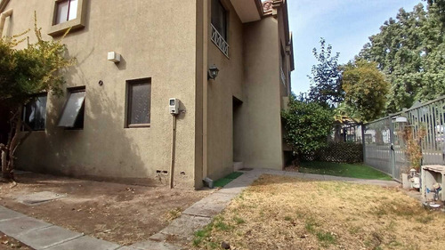 Arriendo Casa Santa Rosa De Huechuraba (90045)