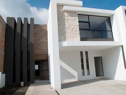 Imagen 1 de 14 de Venta Casa Lomas De Juriquilla