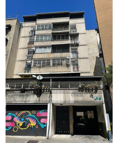 Chacao En Alquiler Por 6 Meses 70m2 2h/1b/1e