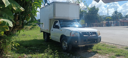 Nissan NP300 2.5 Diesel Chasis 4x2 Mt