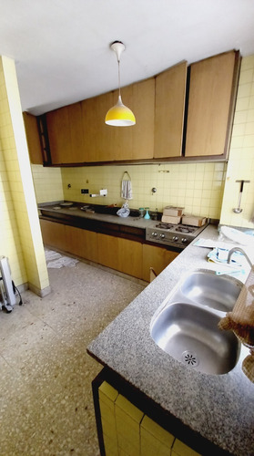 Imagen 1 de 12 de Departamento De 4 Dormitorios