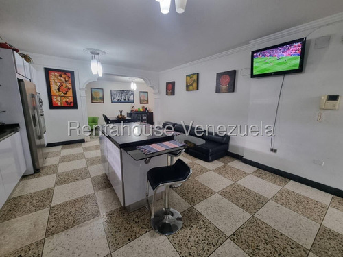 # Venta Espectacular Quinta Al Oeste De Barquisimeto,lara Eo