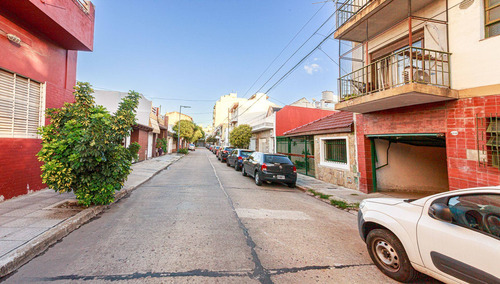 Imagen 2 de 3 de Venta De Cochera En Monte Castro, Capital Federal.