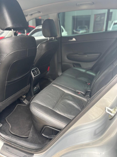 Kia Sportage 2.0 Vibrant Aut