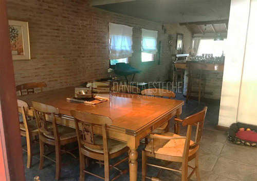 D. Esteche Realty