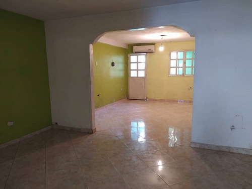 Imagen 15 de 17 de Townhouse En Parque Valencia, Villa Del Sol Atth-159 Rc