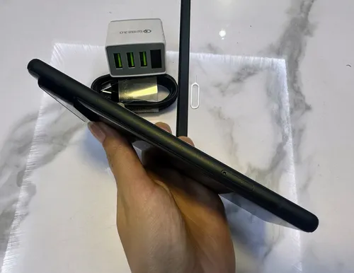Google Pixel 6 8/10 + Cargador De Carga Rapida (Usado)