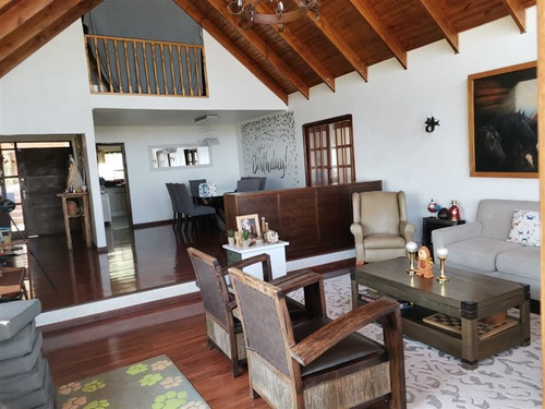 Imagen 3 de 15 de Casa En Venta De 4 Dorm. Arboretum En Peñalolén