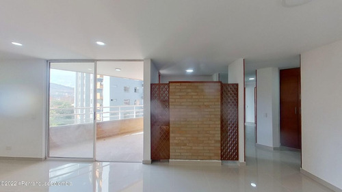 Imagen 2 de 16 de Vendo Apartamento En Laureles(medellin) C.m 23-1115