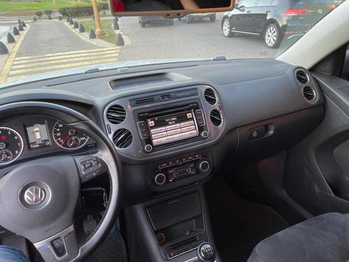 Volkswagen Tiguan 2.0 Sport & Style Tsi 200cv 2014