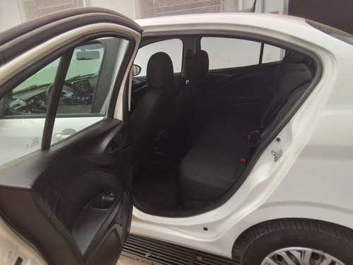 Fiat Cronos 1.0 FIREFLY FLEX DRIVE MANUAL