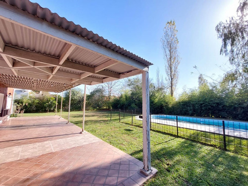 Imagen 21 de 23 de Casa Con Piscina En El Paraíso