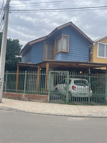 Casa En Venta De 3 Dorm. En Maipú