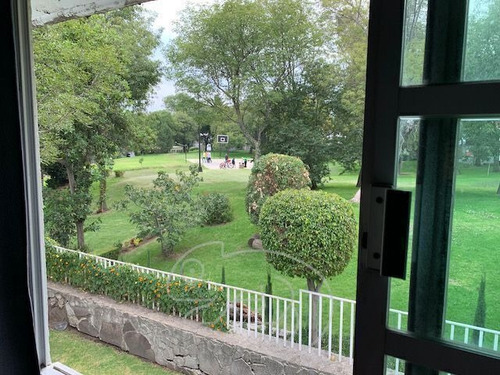 Imagen 16 de 23 de Casa Grande En Venta En Lomas Verdes Estilo Rústico Con Segu