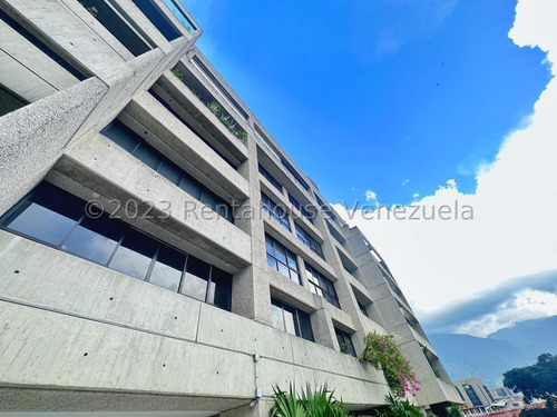 Nello Y Amplio Apartamento En Venta Las Mercedes Caracas 24-330