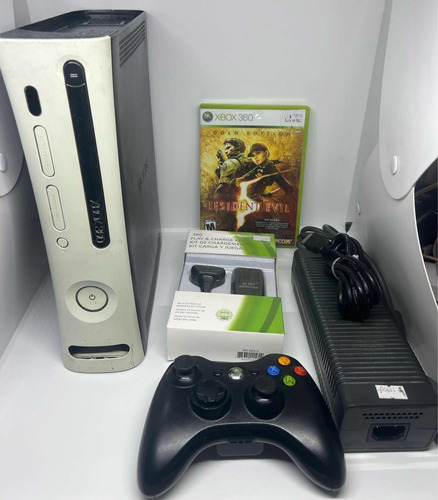 Xbox 360 Fat + 1 Juego