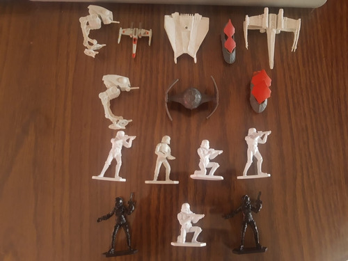 Lote Figuras Y Naves De Star Wars