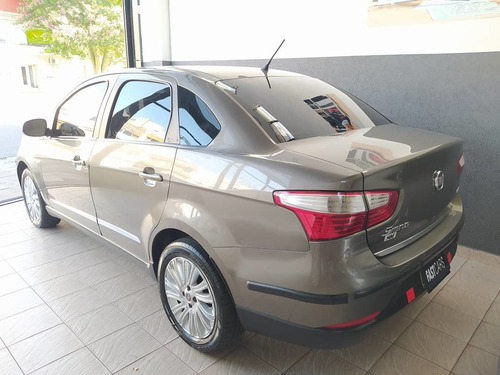 Fiat Grand Siena 1.6 Essence 115cv 2013