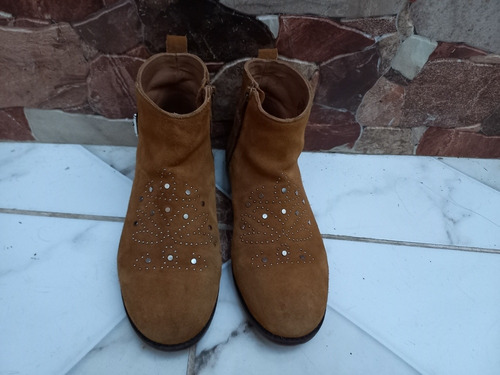 Botas De Cuero Tipo Nobuk Para Niña Marca Zara $ 890