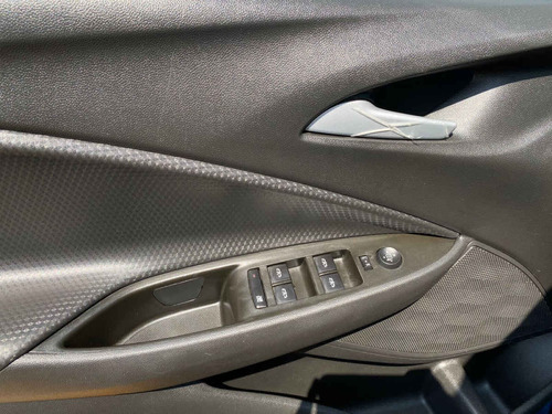 Imagen 15 de 15 de Chevrolet Onix 2021 4p Lt L3/1.0/t Man (c)