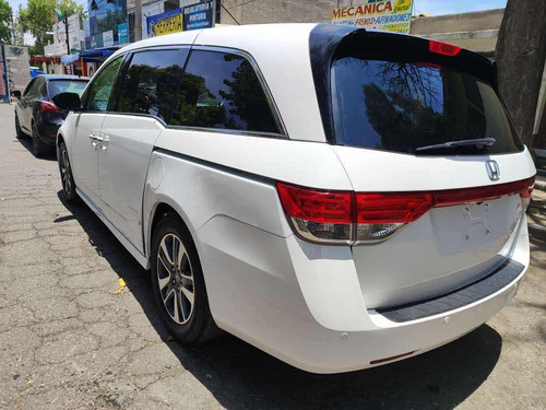 Honda Odyssey 3.5 Touring V6/ At