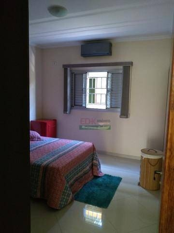 Imagem 11 de 20 de Sobrado Com 3 Dormitórios À Venda, 170 M² Por R$ 450.000,00 - Esplanada Santa Helena - Taubaté/sp - So1509