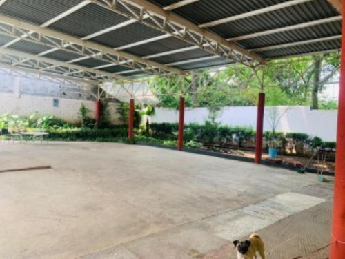 Quinta En Venta En Jardines De La Silla (jardines)
