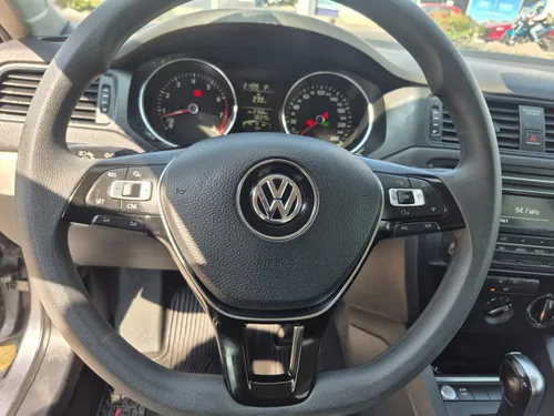 Volkswagen Jetta 2.5 Trendline Tiptronic At