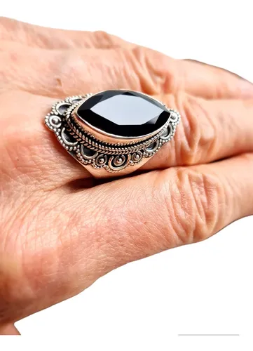 Anillos con 2025 piedras naturales grandes