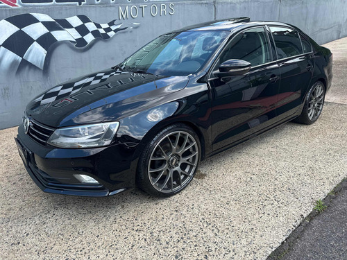 Volkswagen Jetta 1.4 Tsi Comfortline 4p