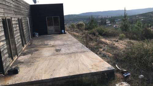 Hermosa Parcela Con Casa De 5 Habitaciones En Paredones