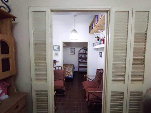 Casa Quinta En Venta, Arturo Segui, Villa Elisa, La Plata Con Lote Libre Y Piscina