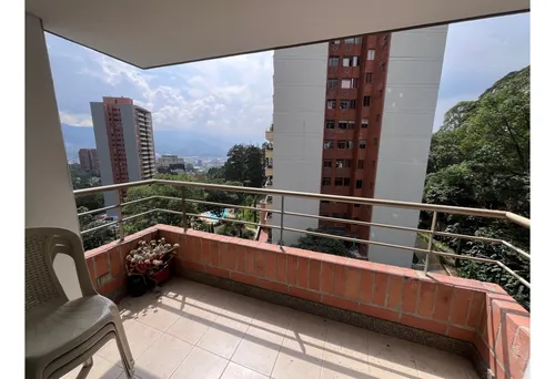 103m2 Apartamento En El Poblado