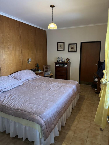 Vendo Casa 2 Dorm. Zona Sur. B. Iponá, Cordoba. Apta Crédito