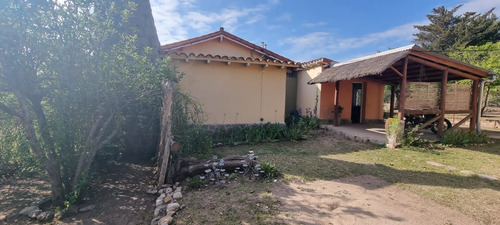 Imagen 17 de 21 de Venta Casa Quinta + Depto. + Casa Caseros Con Pileta Ubicado En Valle Hermoso