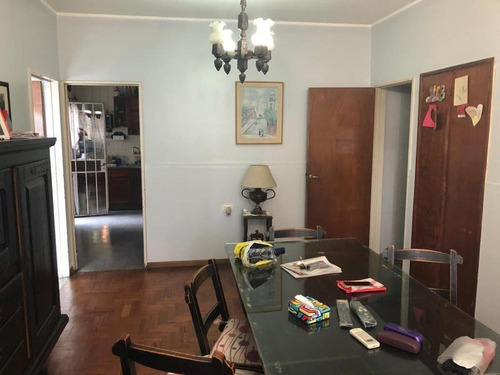 Imagen 25 de 30 de Casa En Venta De 3 Dormitorios Con Cochera En La Plata
