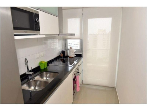 Apartamento En Alquiler Por Temporada De 2 Dormitorios En Playa Brava