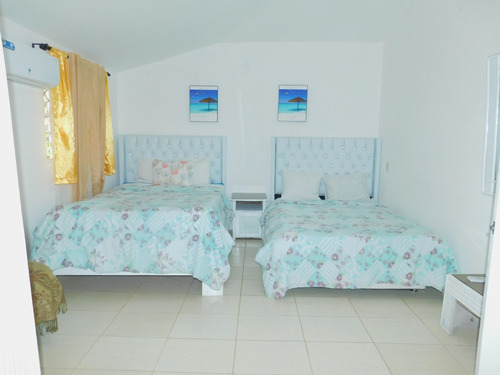 En Samaná, Republica Dominicana, Villas Listas Para Mudarse, Dos Habitaciones Con Sus Baños, ¡sala, Comedor, Cocina, Terraza Techada Y Patio En El Residencial Bahía De Los Dioses!