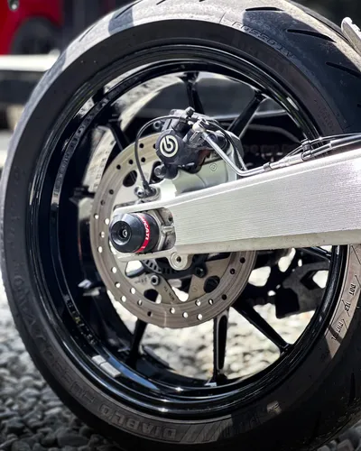 Ducati Hypermotard Mono 698 2024