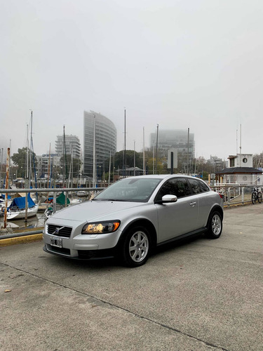 Imagen 8 de 16 de Volvo C30 2.4l Mt