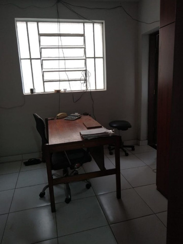 Imagem 21 de 25 de Casa 04 Quartos Próximo A Avenida Silva Lobo. - 2698