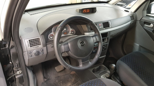 Imagem 5 de 9 de Chevrolet Meriva 1.8 Mpfi Premium 8v Flex 4p Aut 2009/2010
