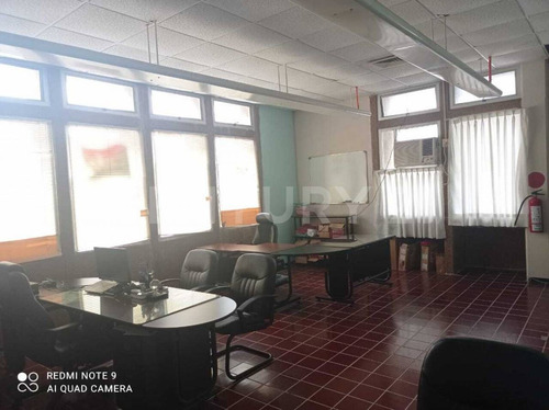 Imagen 10 de 30 de Se Vende Edificio Centrico Ideal Para Oficinas