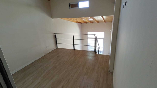 Imagen 11 de 16 de Departamento Con Cochera, Proximo A Facultad.