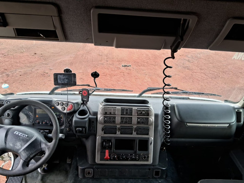 Cavalo Iveco Strailis 600s/40t Com Carreta Isotermica 2002.