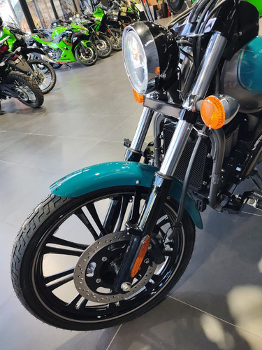 Kawasaki Vulcan 900 No 650 Harley Davidson 883 Honda Shadow